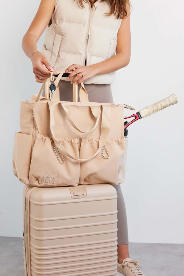 Resale The Sport Carryall in Beige - Image 7