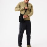 The Magnetic Water Bottle Sling in Black