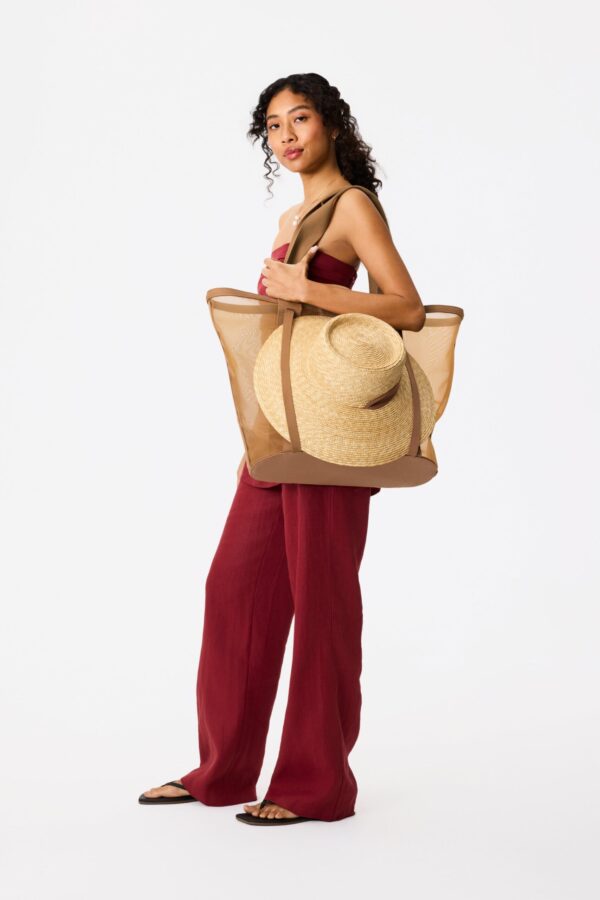 Resale The Mesh Beach Tote in Camel - Image 5