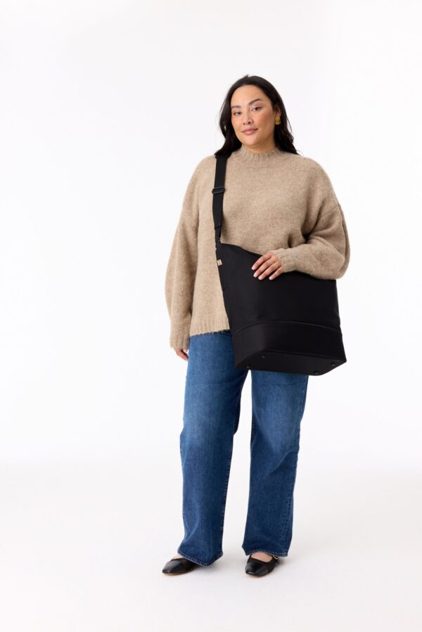 The Crescent Weekender in Black - Image 4