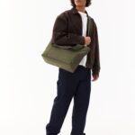 The BÉISics Tote in Olive