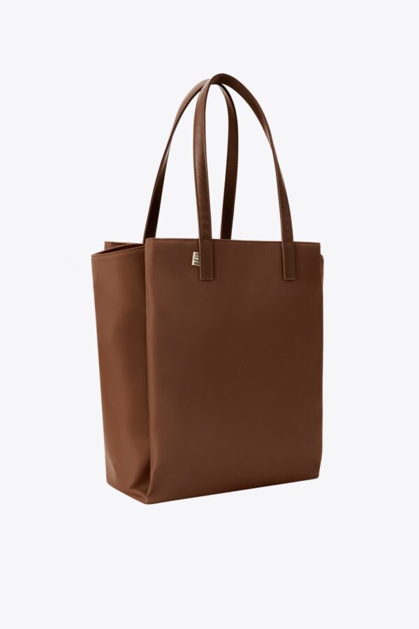 Resale The Commuter Tote in Maple - Image 2