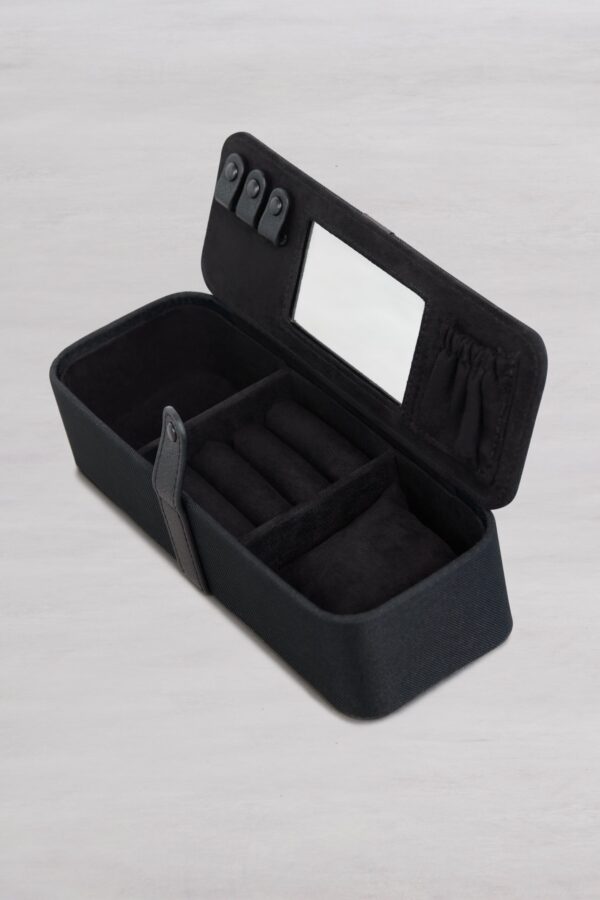 Resale The Jewelry Case in Black - Image 2