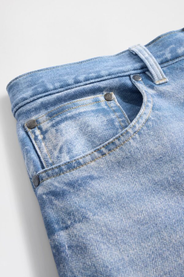 GAP X BEIS Tromp Loiel Jort in Faded Denim - Image 2