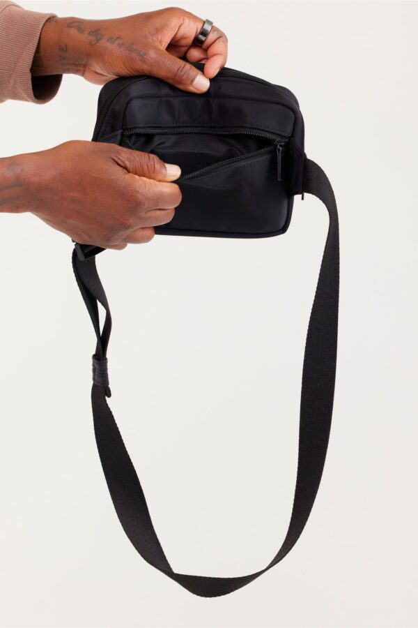 The Belt Bag in Black - Image 7