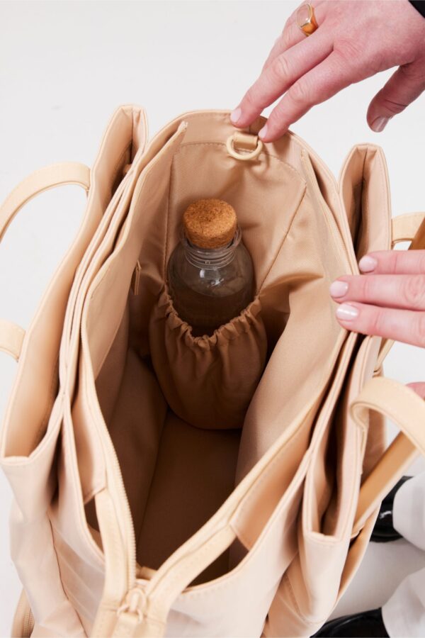 Resale The Commuter Tote in Beige - Image 8